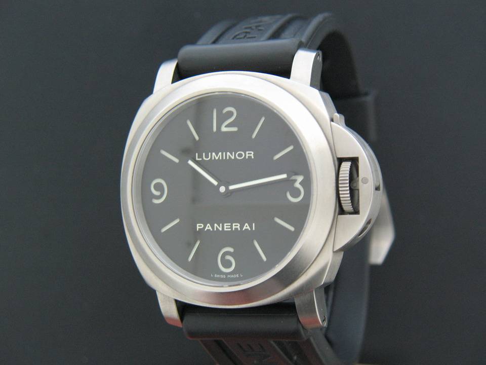 Panerai Luminor Base (1)
