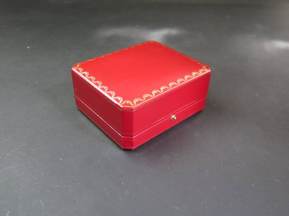 Cartier Box (1)