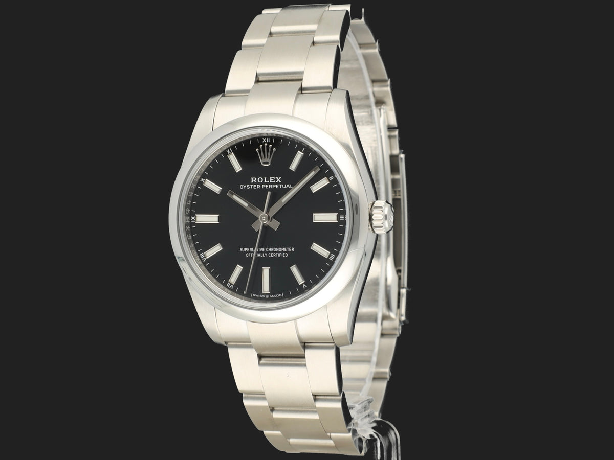 Rolex Oyster Perpetual 34 Black Dial 124200 (1)