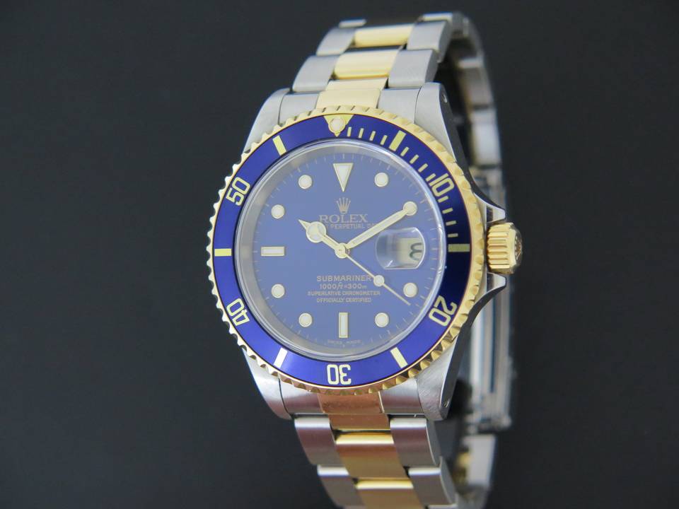 Rolex Oyster Perpetual Submariner Date (1)