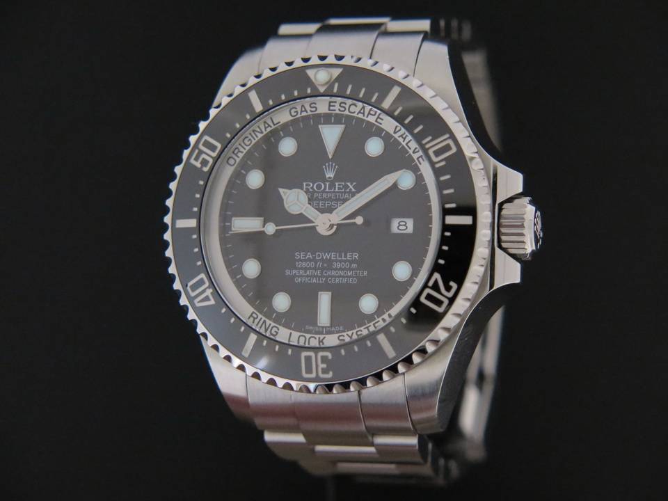 Rolex Oyster Perpetual Deepsea Sea-dweller (1)