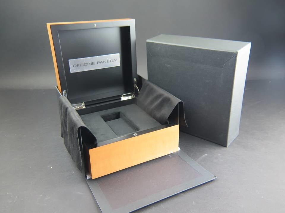 Panerai Box (1)