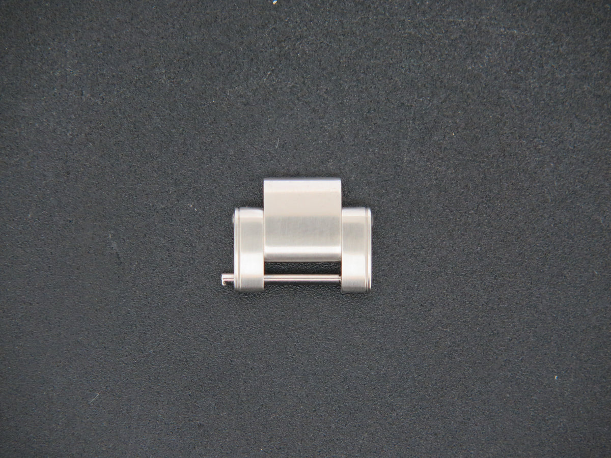 Tudor Steel 16 MM Link (1)