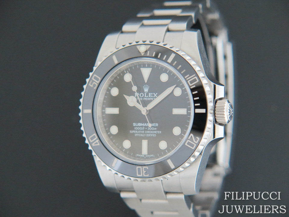Rolex Submariner No Date 114060 (1)