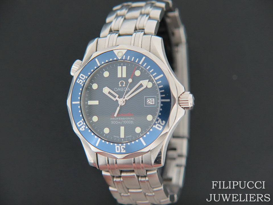Omega Seamaster 300M Mid-Size Blue Dial Quartz 22238000 (1)