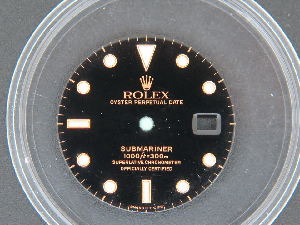 Rolex Rolex Submariner Black/Gold Dial 16613 (1)