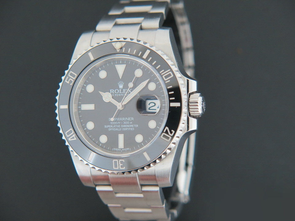 Rolex Submariner Date 116610LN (1)