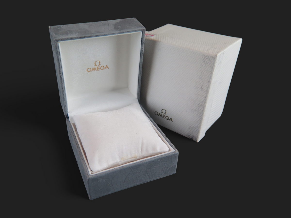 Omega Vintage Box Set     (1)