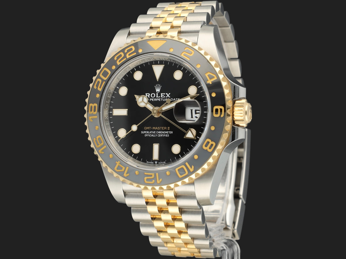 Rolex GMT-Master II Gold/Steel 126713GRNR (1)