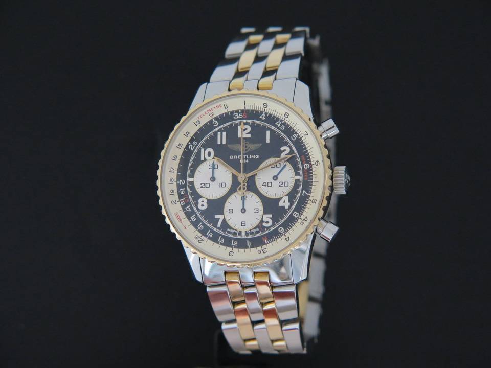 Breitling Navitimer 92 (1)