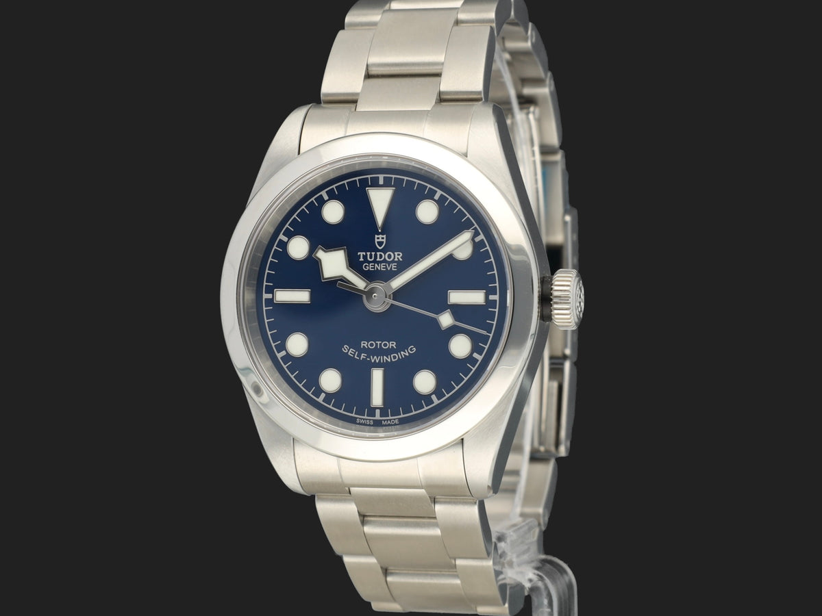 Tudor Black Bay 32 Blue Dial 79580 99% NEW  (1)