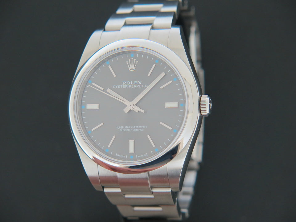 Rolex Oyster Perpetual 39 Dark Rhodium 114300 (1)