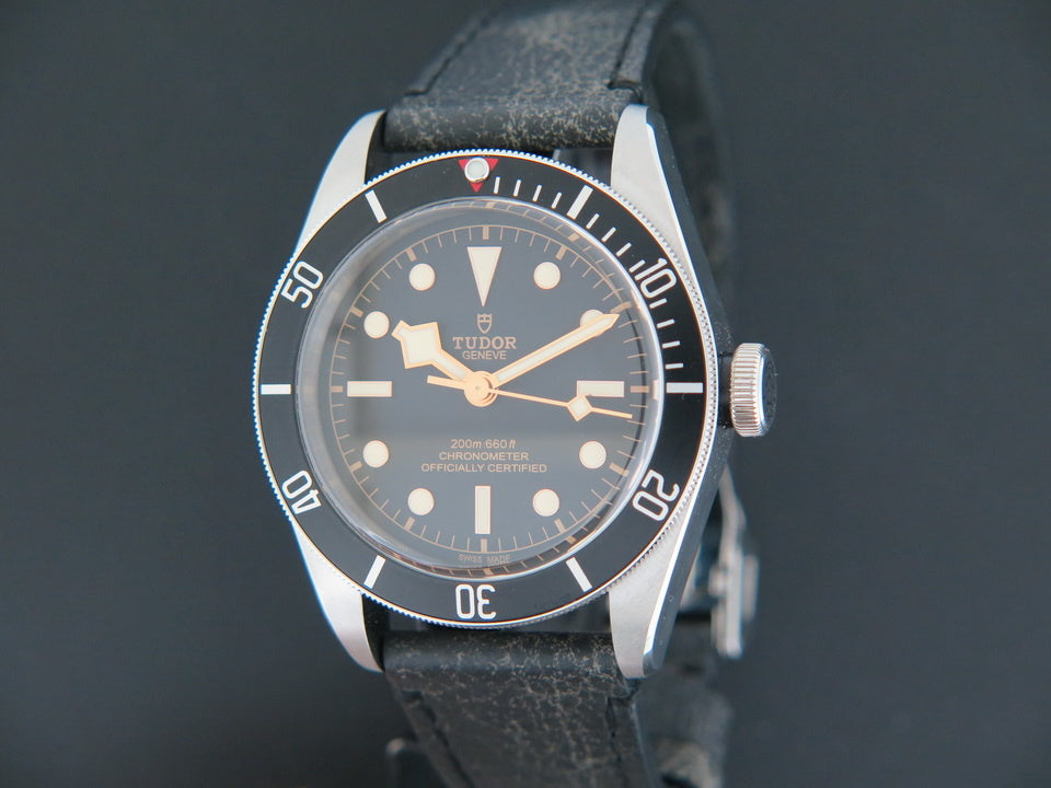 Tudor Heritage Black Bay 79230N NEW (1)