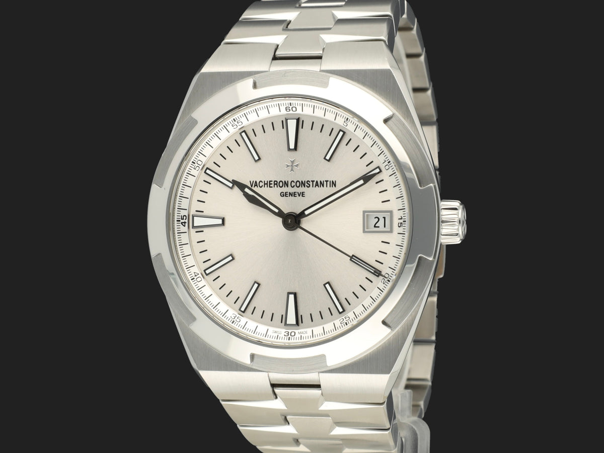 Vacheron Constantin Overseas Self-Winding Silver Dial 4500V 4500V/110A-B126 (1)