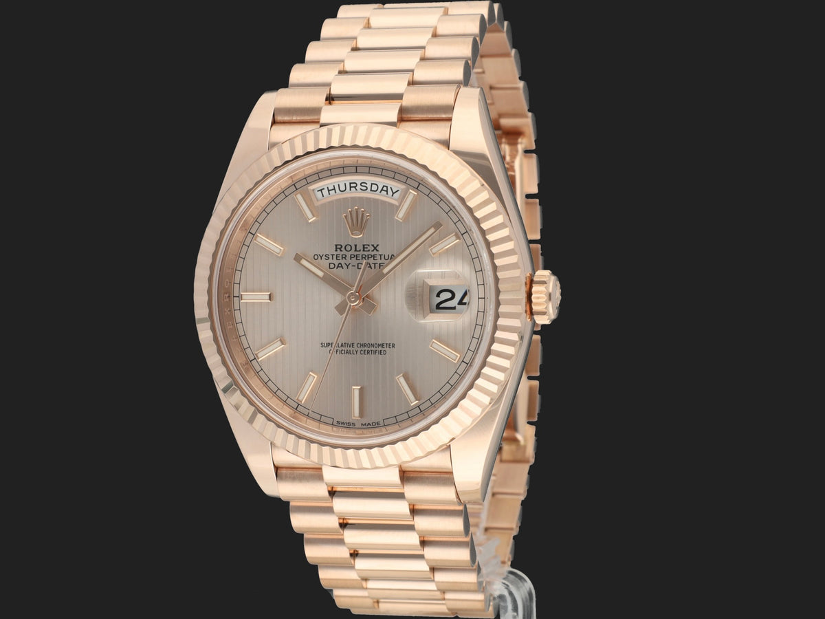 Rolex Day-Date 40 Everose Sundust Tapestry Dial 228235 (1)